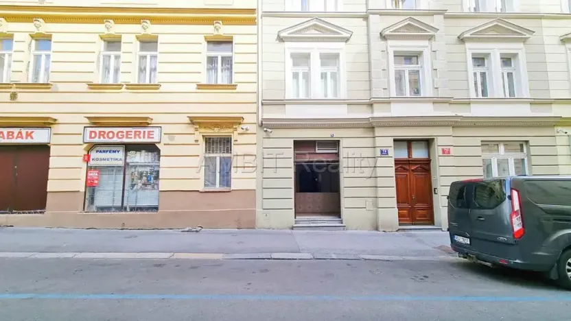 Pronájem obchodního prostoru, Praha, Bořivojova, 49 m2