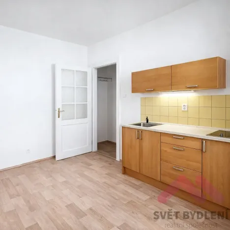 Pronájem bytu 2+kk, Praha - Řepy, Čistovická, 39 m2