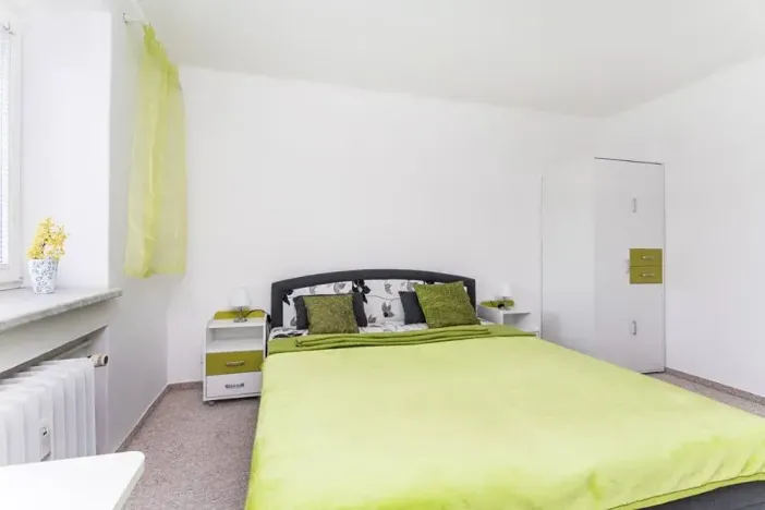 Pronájem bytu 2+1, Hradec Králové, Labská kotlina, 55 m2
