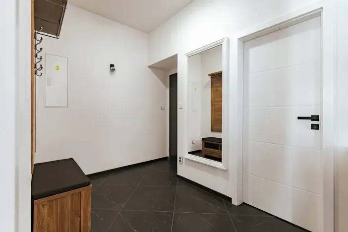 Prodej bytu 3+kk, Horní Planá, Náměstí, 83 m2