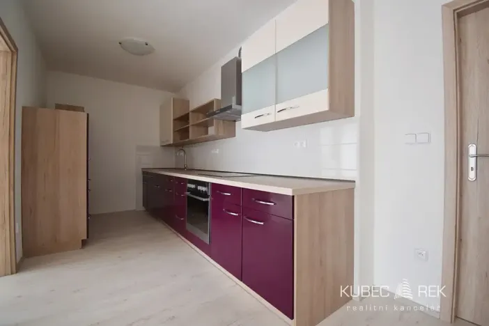 Pronájem bytu 3+kk, Sezimovo Ústí, Lužnická, 85 m2