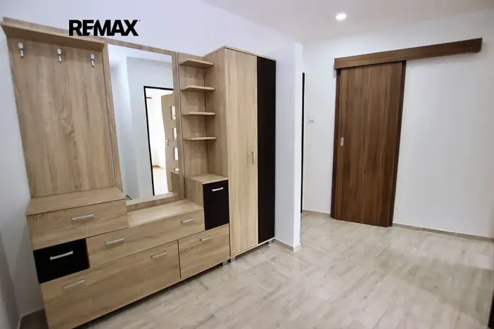 Pronájem bytu 3+kk, Loděnice, Za GZ, 64 m2