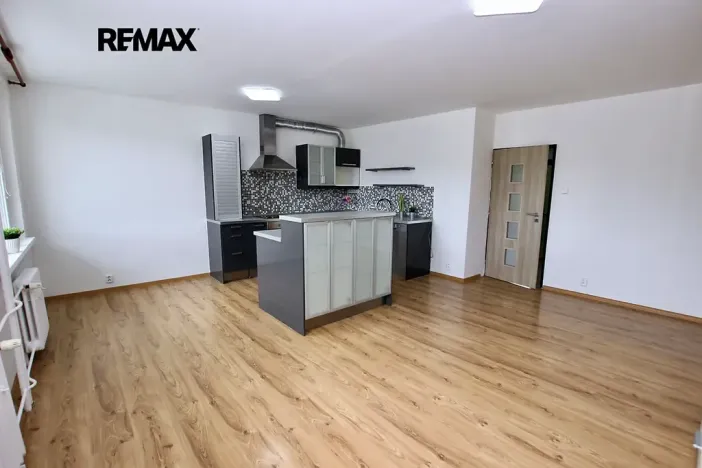 Pronájem bytu 3+kk, Loděnice, Za GZ, 64 m2