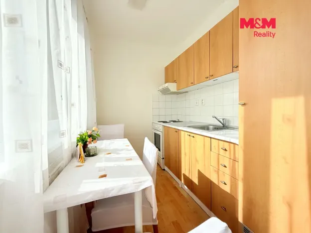 Prodej bytu 1+1, Milovice - Mladá, Braniborská, 27 m2