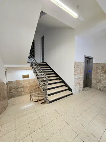 Pronájem kanceláře, Praha - Nové Město, Opletalova, 64 m2