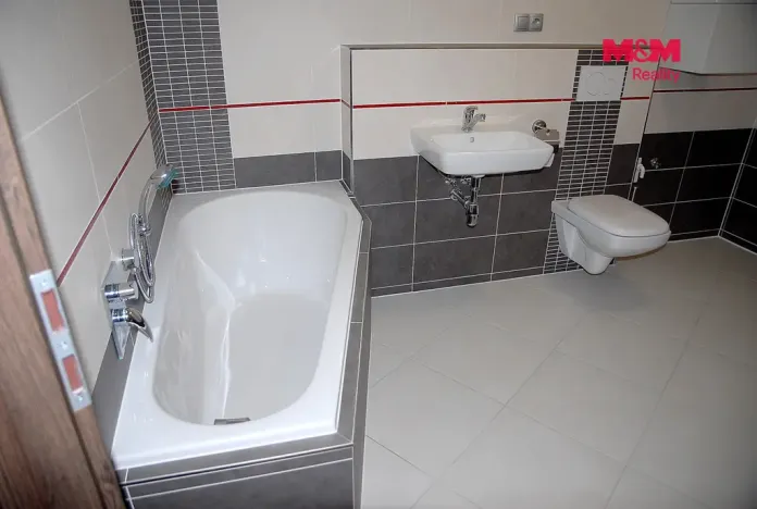 Pronájem bytu 2+kk, Jičín - Nové Město, Raisova, 56 m2