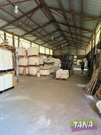 Prodej zemědělského objektu, Jenišovice, 600 m2