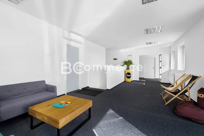 Prodej kanceláře, Brno, Holzova, 640 m2