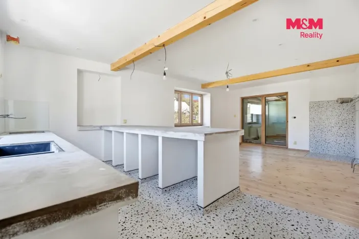Prodej rodinného domu, Železný Brod - Bzí, 313 m2