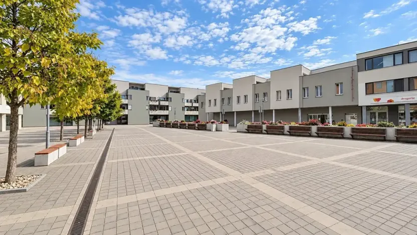 Prodej obchodního prostoru, Oslavany, 128 m2