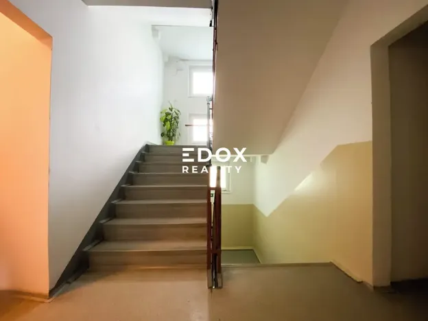 Prodej bytu 1+kk, Praha - Chodov, Majerského, 29 m2
