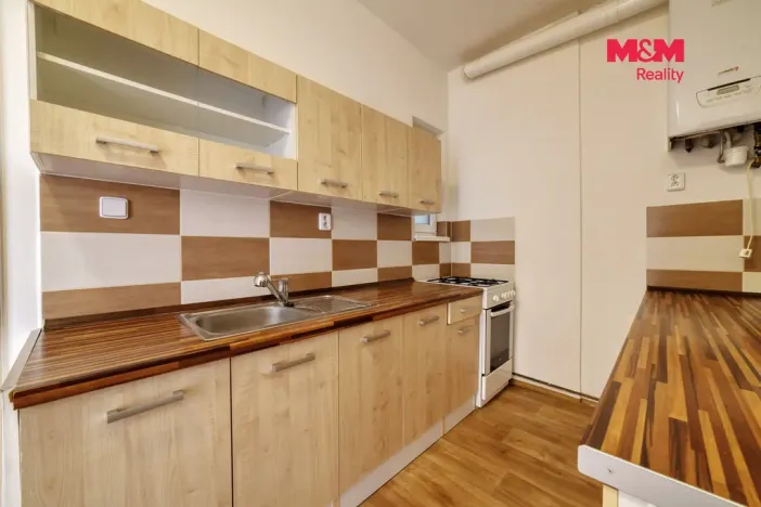 Pronájem bytu 2+1, Cheb, Svobody, 72 m2