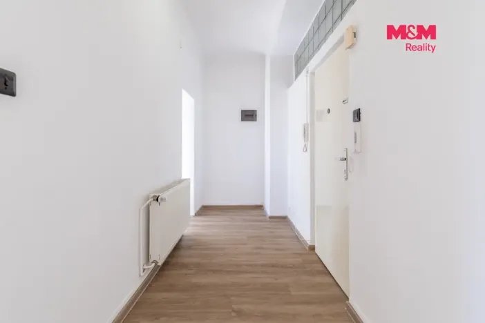 Pronájem bytu 1+1, Český Těšín, Odboje, 49 m2