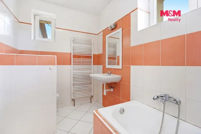 Prodej rodinného domu, Kralupy nad Vltavou - Lobeček, Alšova, 126 m2