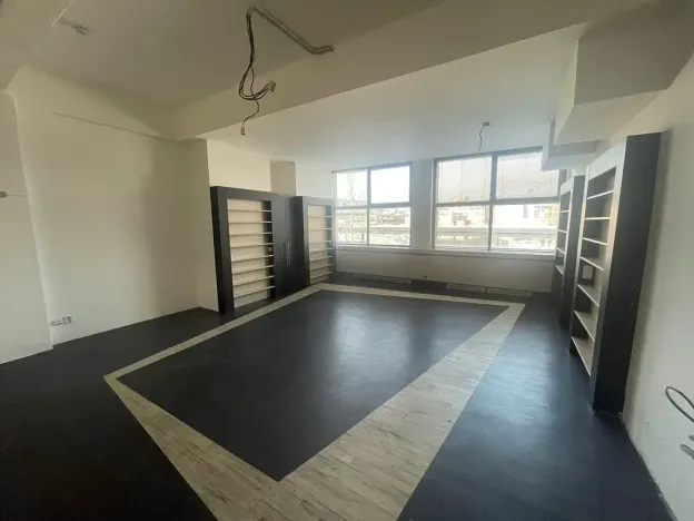 Pronájem obchodního prostoru, Zlín, náměstí Práce, 45 m2