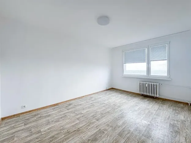 Pronájem bytu 1+1, Jirkov, Generála Svobody, 33 m2