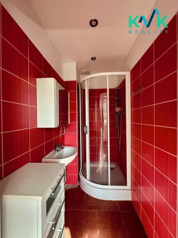 Pronájem bytu 2+kk, Karlovy Vary, Spojovací, 70 m2