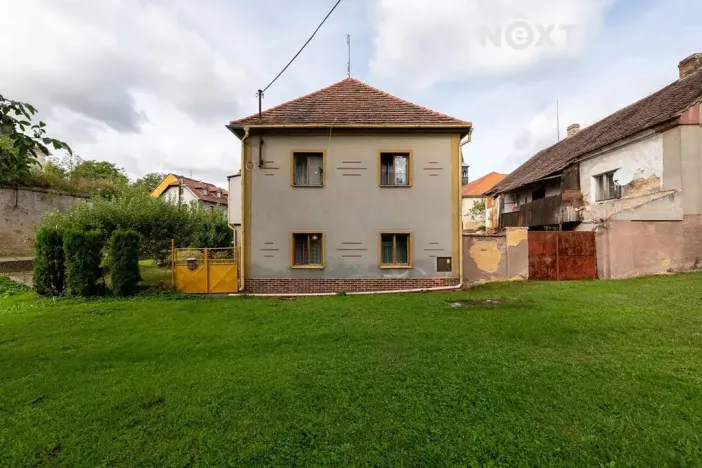 Prodej rodinného domu, Kožlany, Pražská, 200 m2