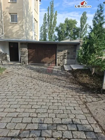 Pronájem garáže, Kolín, Ovčárecká, 25 m2