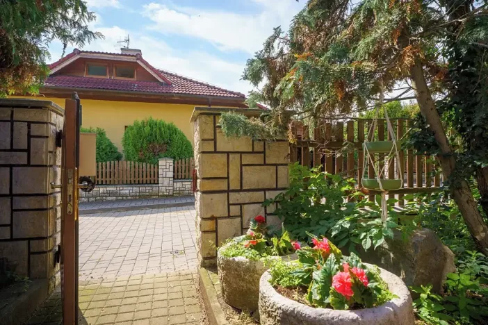 Prodej rodinného domu, Horoměřice, 160 m2