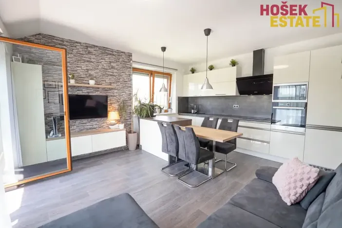 Prodej bytu 3+kk, Holubice, 79 m2