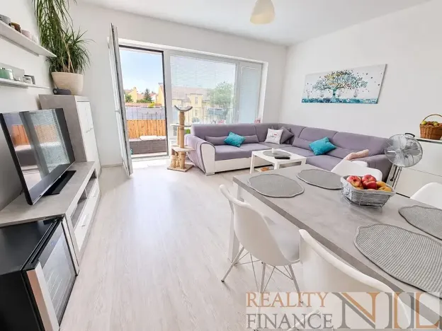 Pronájem bytu 2+kk, Plzeň, Poděbradova, 59 m2