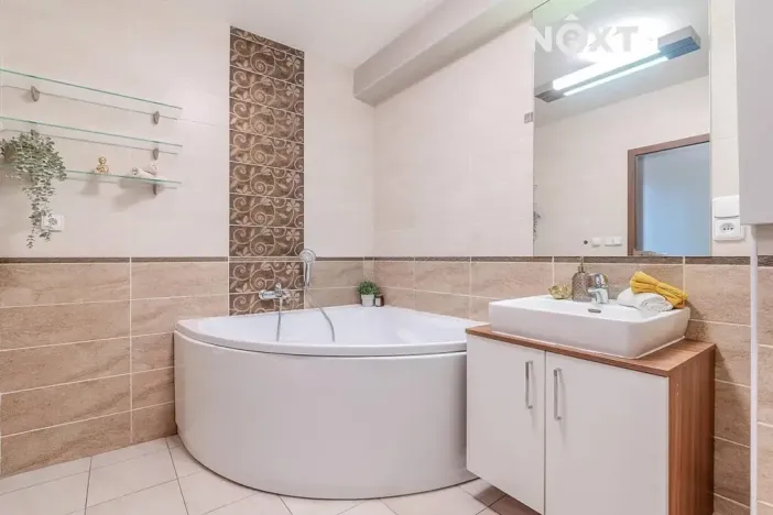 Prodej bytu 2+kk, České Budějovice, Rudolfovská tř., 96 m2