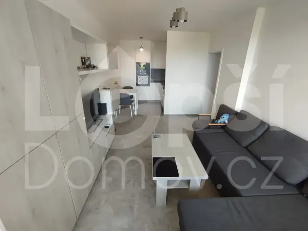 Prodej bytu 2+kk, Praha - Karlín, U Sluncové, 50 m2