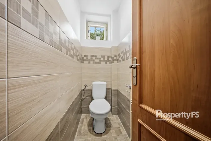 Prodej rodinného domu, Nové Strašecí, Nad Větrákem, 175 m2