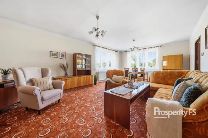 Prodej rodinného domu, Nové Strašecí, Nad Větrákem, 175 m2