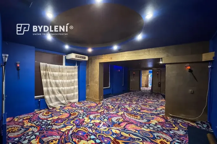 Pronájem restaurace, Teplice, Masarykova třída, 100 m2