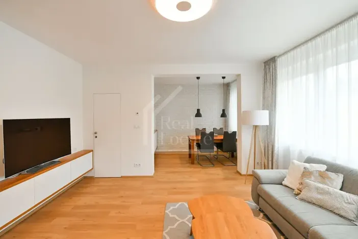 Pronájem bytu 3+kk, Praha - Radlice, Kroupova, 87 m2