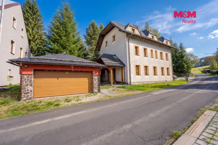 Prodej rodinného domu, Loučná pod Klínovcem - Loučná, 270 m2
