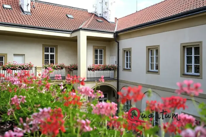 Pronájem kanceláře, Praha - Hradčany, Loretánské náměstí, 28 m2