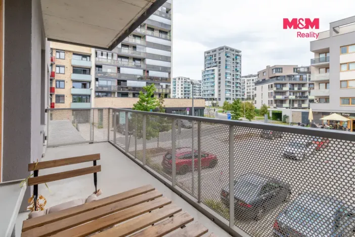 Pronájem bytu 2+kk, Praha - Hloubětín, Waltariho, 49 m2