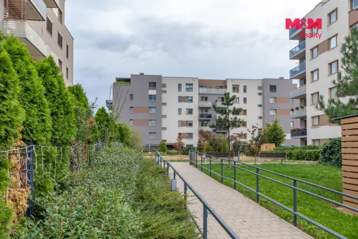 Pronájem bytu 2+kk, Praha - Hloubětín, Waltariho, 49 m2