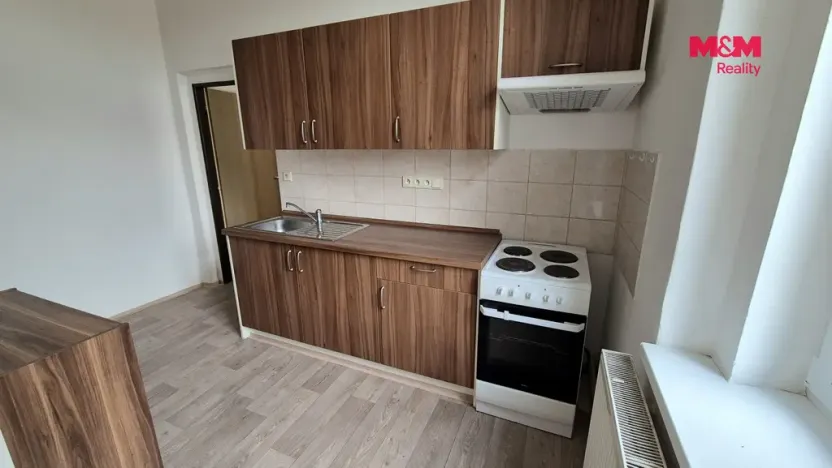 Pronájem bytu 2+1, Kladno, Váňova, 56 m2