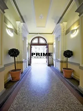 Pronájem kanceláře, Praha - Nové Město, Klimentská, 104 m2