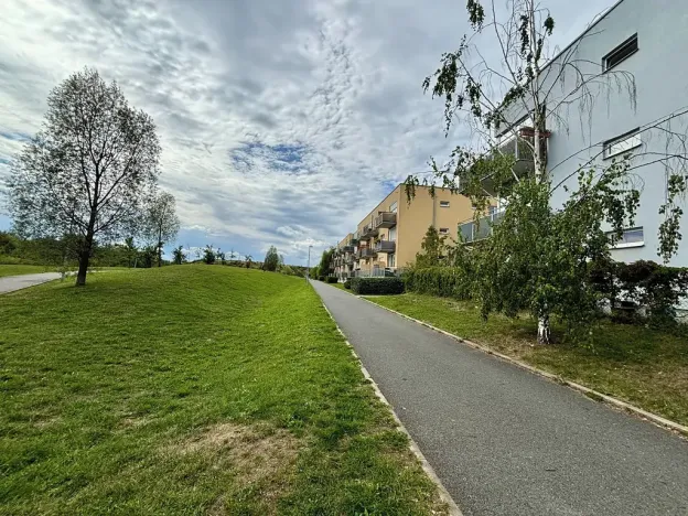 Prodej bytu 2+kk, Praha - Hostavice, U Hostavického potoka, 50 m2