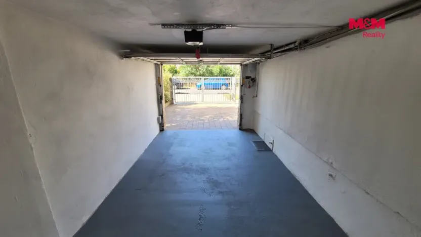 Pronájem garáže, Praha - Suchdol, K Horoměřicům, 16 m2