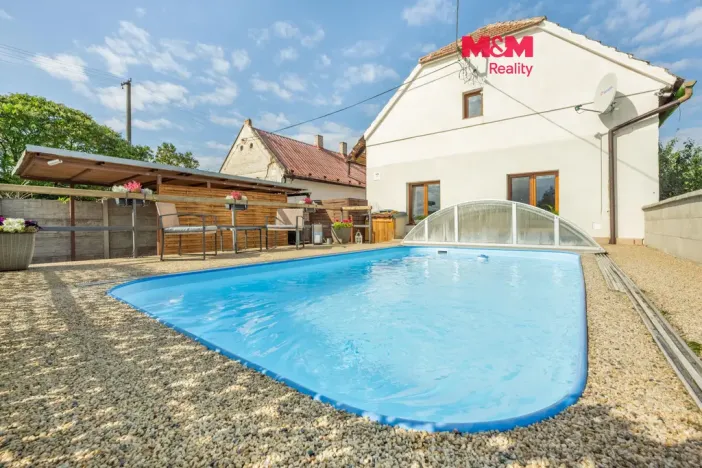 Prodej rodinného domu, Klobuky - Kobylníky, 204 m2