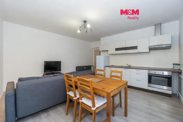 Pronájem bytu 2+kk, Holice, Palackého, 53 m2