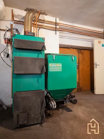 Prodej komerční nemovitosti, Česká Bělá, 312 m2