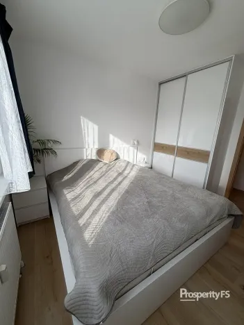 Pronájem bytu 2+kk, Kladno - Kročehlavy, Švýcarská, 42 m2
