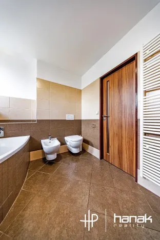 Prodej rodinného domu, Hradčany-Kobeřice, 243 m2