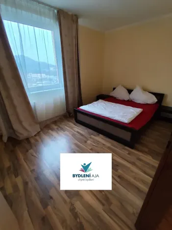 Prodej bytu 4+1, Teplice, Pod školou, 76 m2