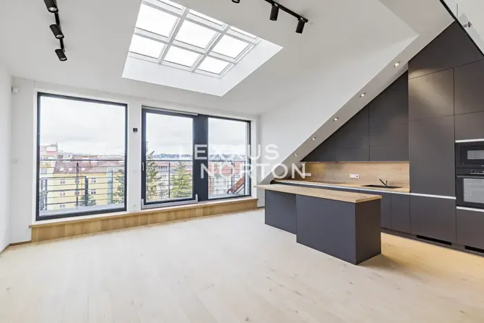 Pronájem bytu 3+kk, Praha - Bubeneč, Českomalínská, 123 m2