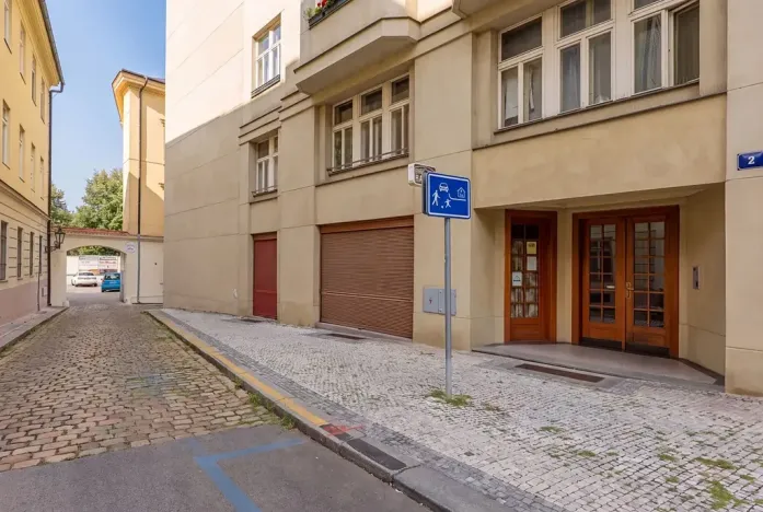 Pronájem bytu 2+kk, Praha - Nové Město, Novomlýnská, 57 m2