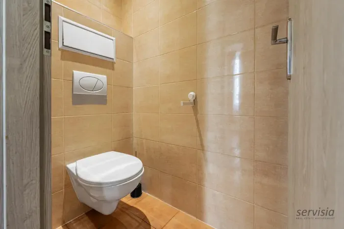 Prodej bytu 2+kk, Praha - Libeň, Sokolovská, 57 m2