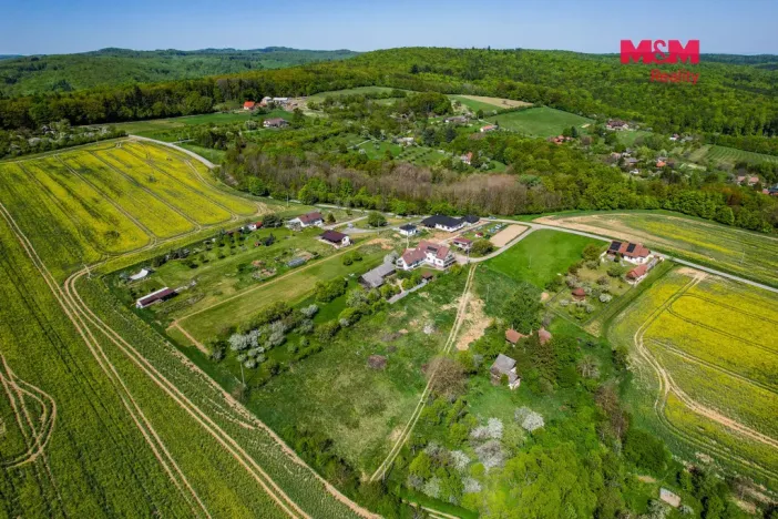 Prodej pozemku pro bydlení, Halenkovice, 772 m2